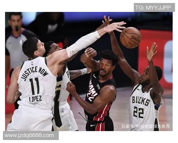 雄鹿与热火季后赛第三场上半场精彩回顾与战术分析 雄鹿与热火季后赛第三场上半场精彩回顾与战术分析